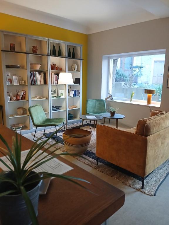 フロント・ロビー