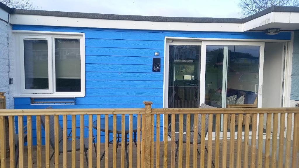 Chalet Bleu, Sandown