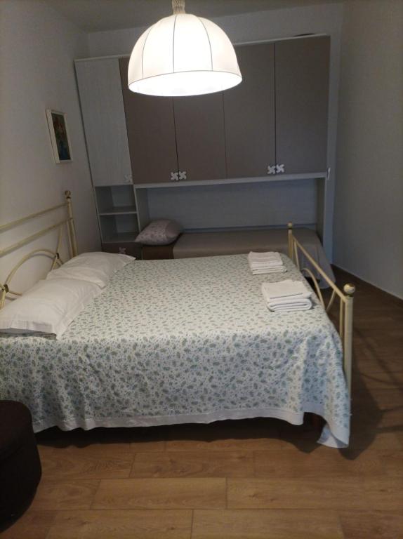 L' ALTRA CASA - 2