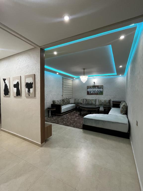 Modern Apartment with Fully Equipped Kitchen Perfect Location in Marrakech, Marakéš