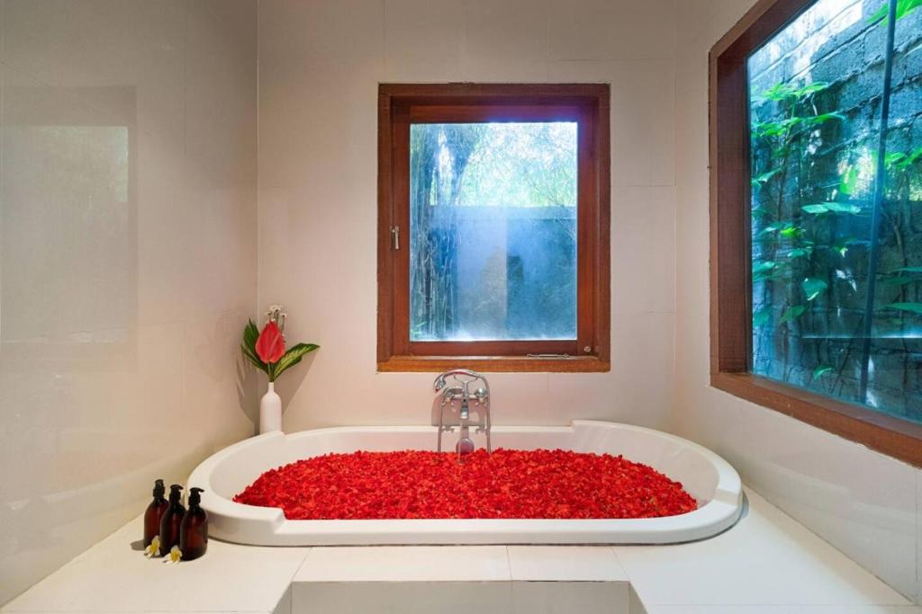 1. 타만 사리 빌라..