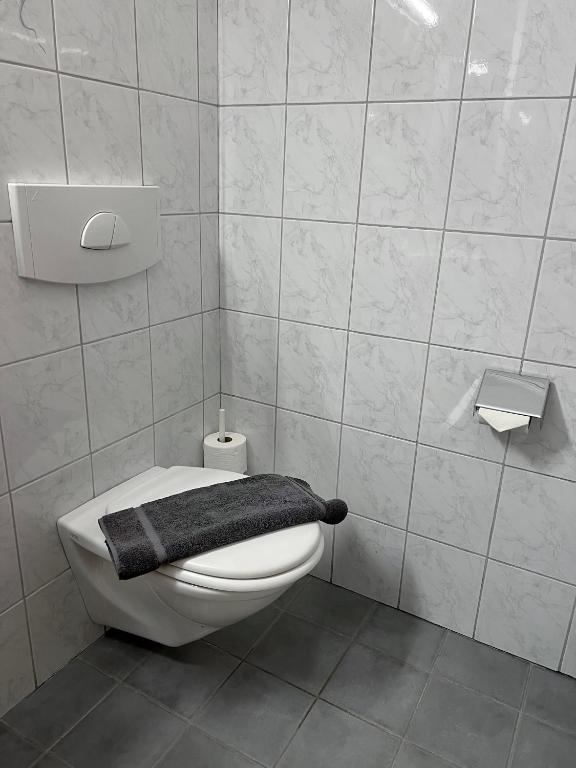 The Steakhouse - Guest Rooms - 3