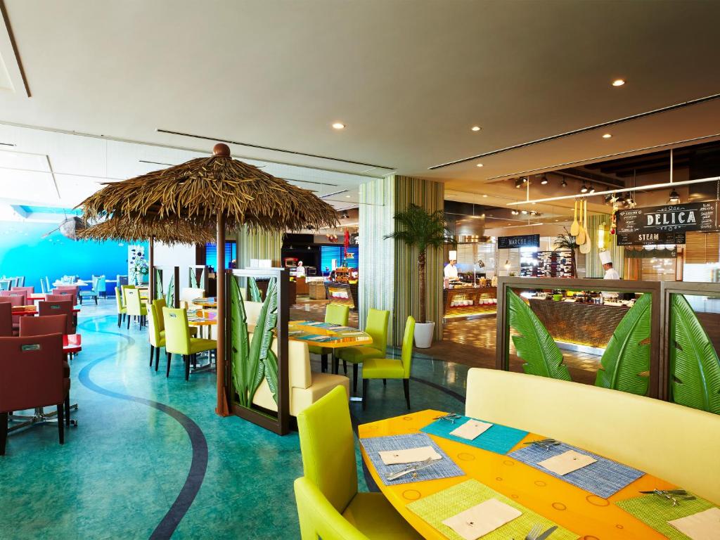 호텔 유니버설 포트에서 바라본 USJ 또는 유니버설 시티 워크 전망