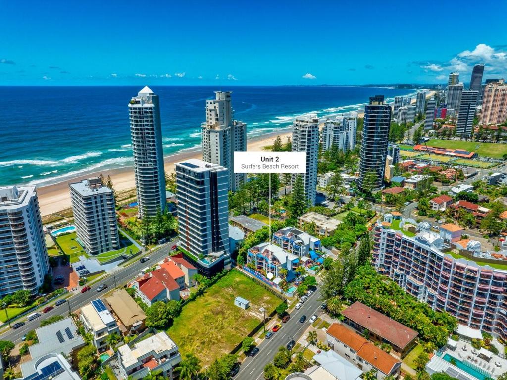 Coastline Escape Renovated Unit - Great Location - Quiet Area - Parking Included, Gold Coast