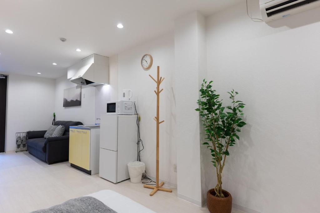 Hanazono NAMBA SOUTH 3-Story Apt