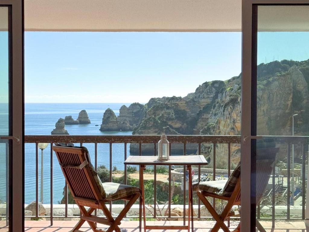 Breathtaking view over the cliffs #1962, Lagos