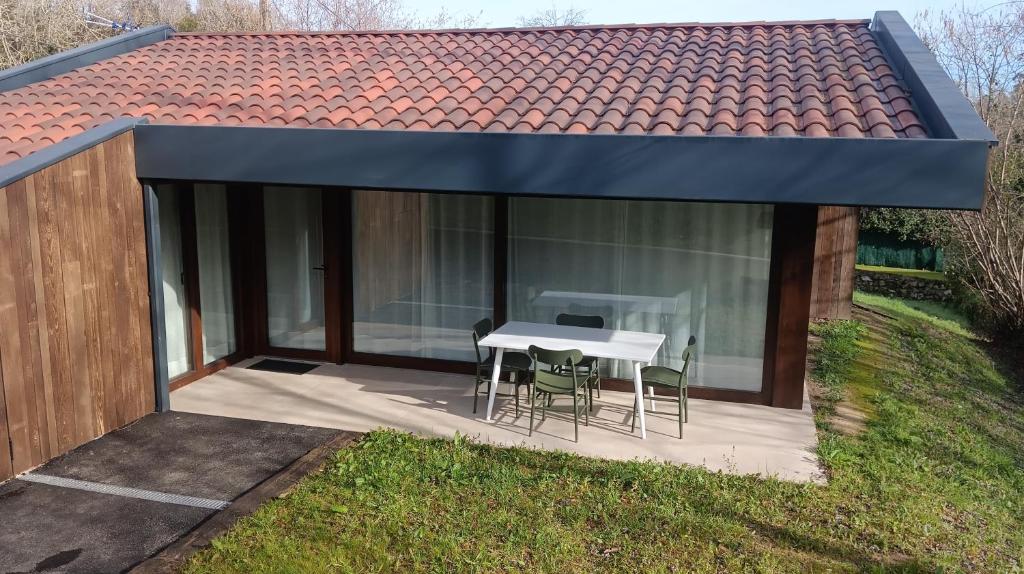 Apartamentos y Villas La Santilar - 2