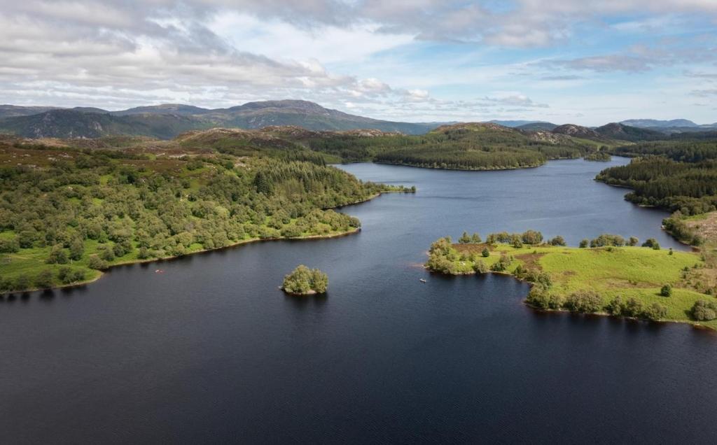 Brachkashie Cottage, Loch Knockie, Whitebridge