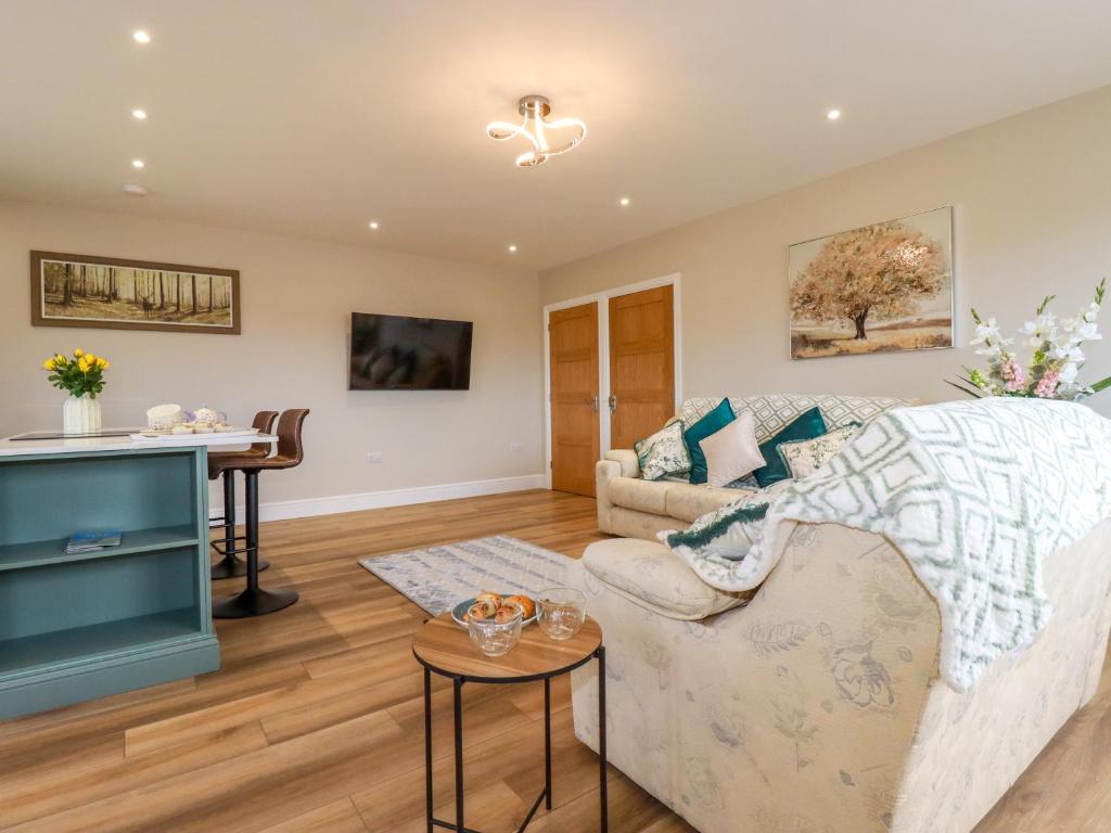 Little Hillside, Redruth