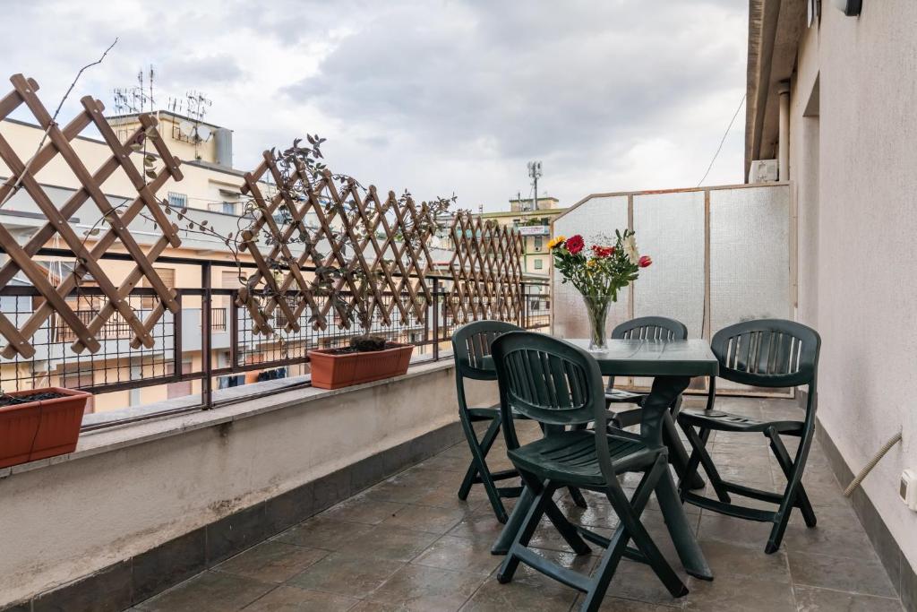 GuestHost - Palermo Flat with Terrace near Villa Malfitano - 5