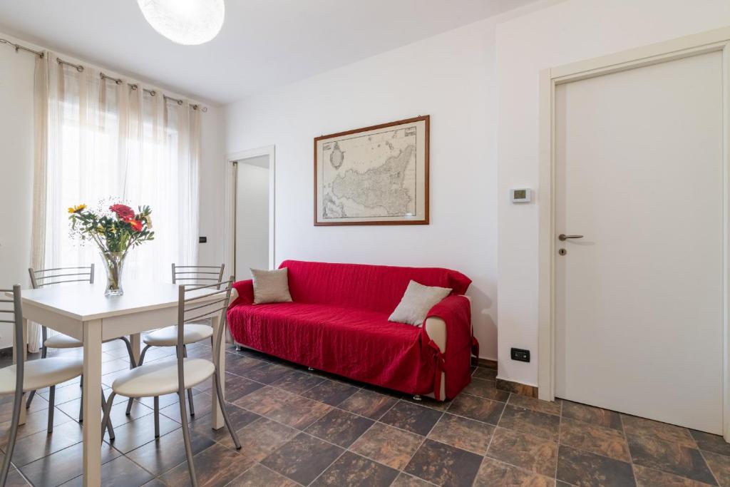 GuestHost - Palermo Flat with Terrace near Villa Malfitano - 2