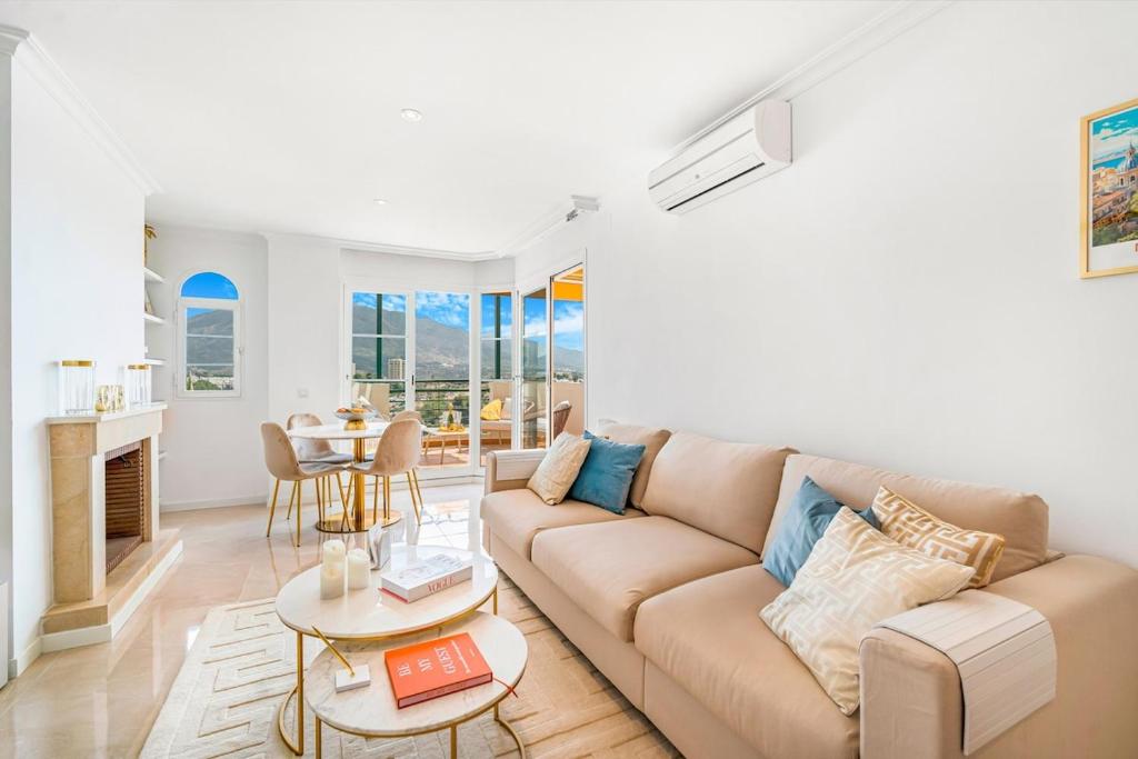 Amazing apartment with sea view in Puerto Banus - 5