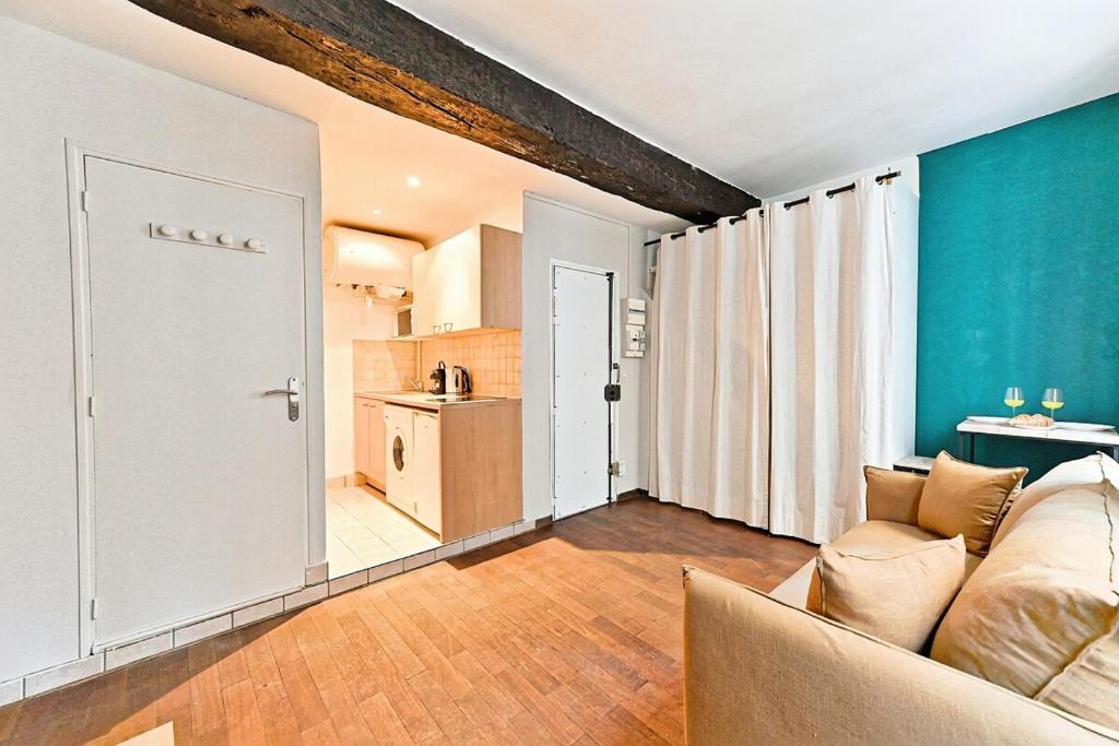 Cozy studio in the beautiful Marais - 5