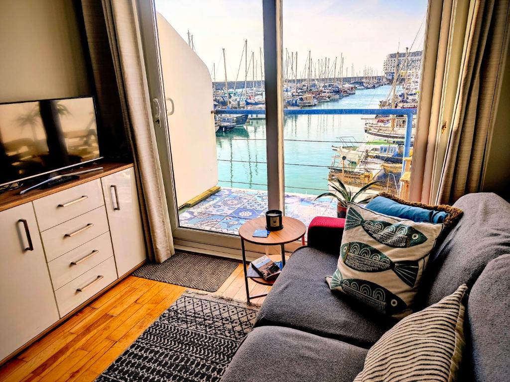 The Boat View - Sea View - Tiny home Brighton Marina, Brighton and Hove