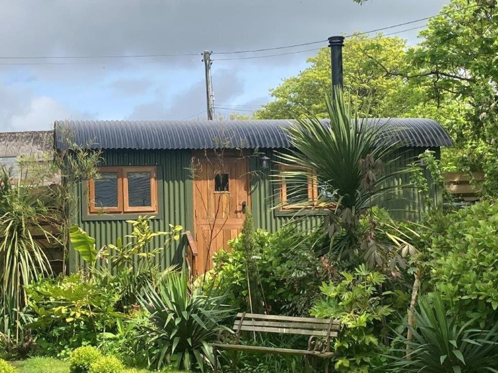 Lovely Shepherds hut near St Ives Cornwall, Gwinear Road Station