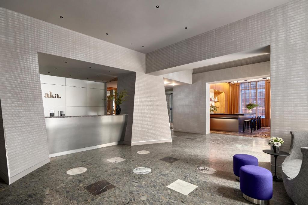 Hotel AKA Boston Common フロント・ロビー
