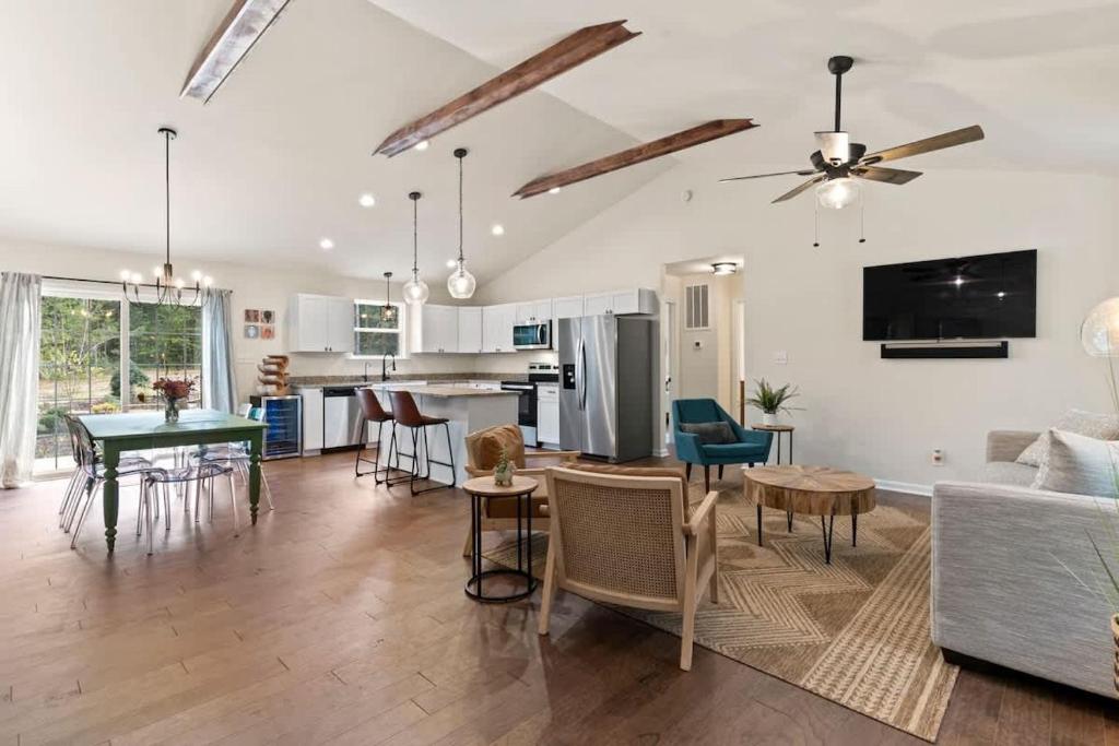 Fern Cottage - Family Home, Zion Crossroads