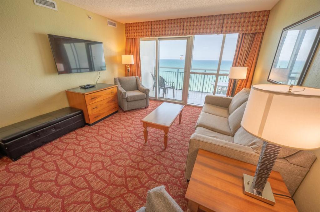 Direct View Centrally located Oceanfront Boardwalk, Myrtle Beach