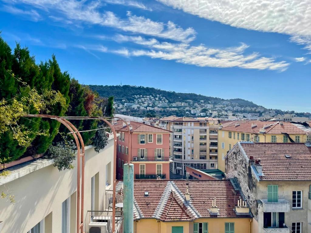 Risso - charming one bedroom with a balcony - 3