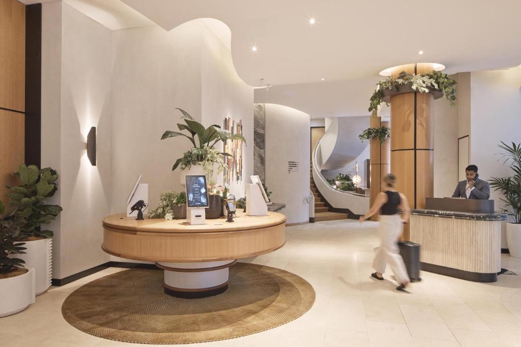 ไรด์เจส ออสเตรเลีย สแควร์ (Rydges Australia Square)