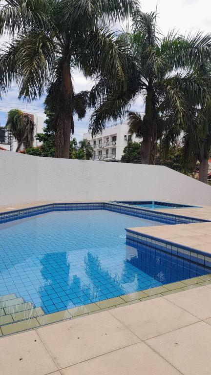 Depto de Lujo en Equipetrol en un solo piso, a 2 cuadras del Hotel Los Tajibos - 2