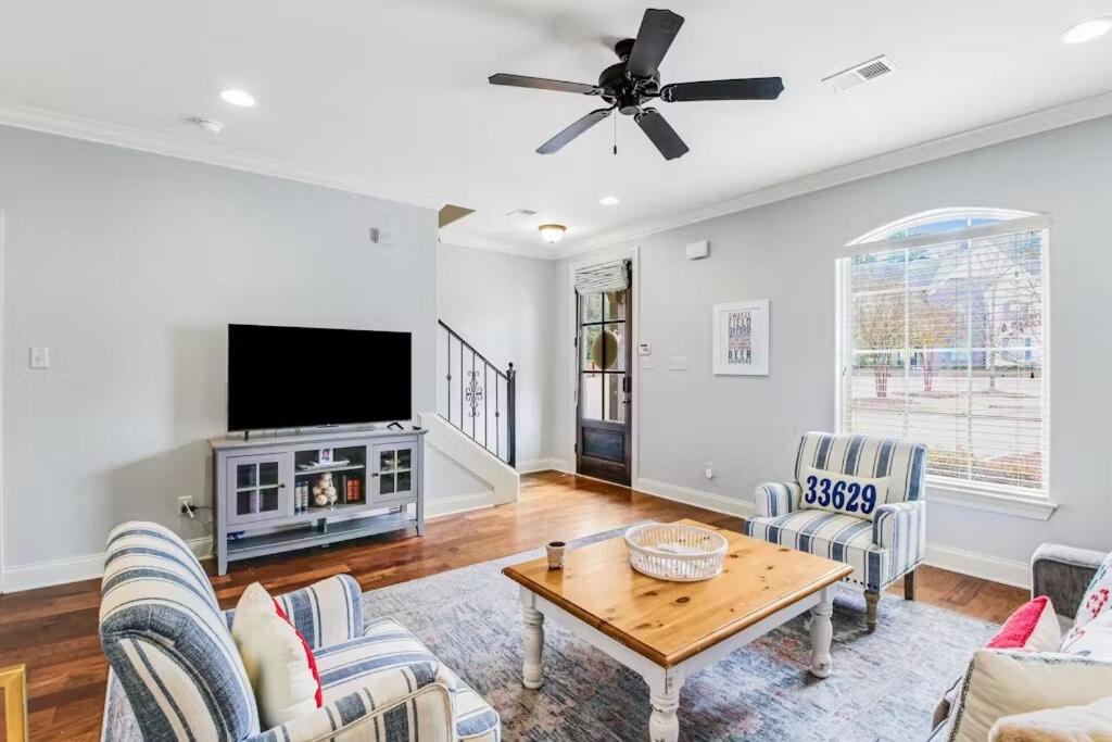 HYDR Comfy Condo Less2 mi to OM, Oxford