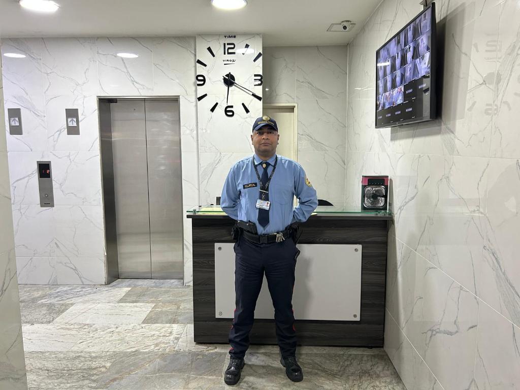 Lujoso Apartamento a Pasos del Metro de Medellin - 2