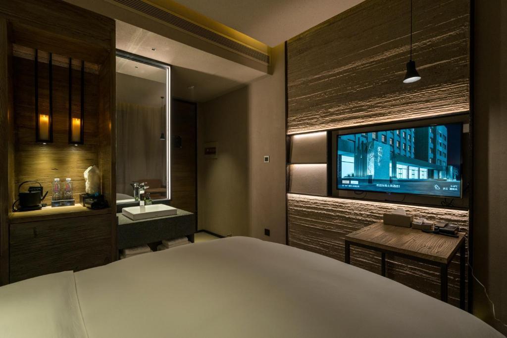 Jiayuguan Tuzhu Hotel