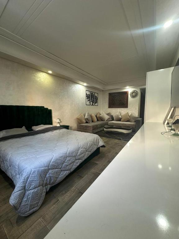 شقة فأكدال, Rabat