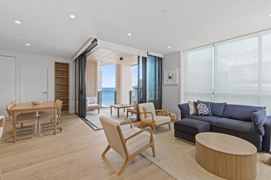 Oceanviews, Gold Coast