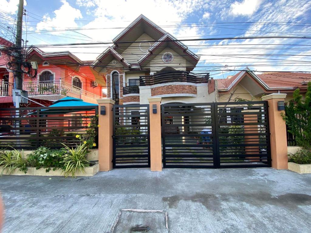 Fresh Place in the City, Pinamalayan