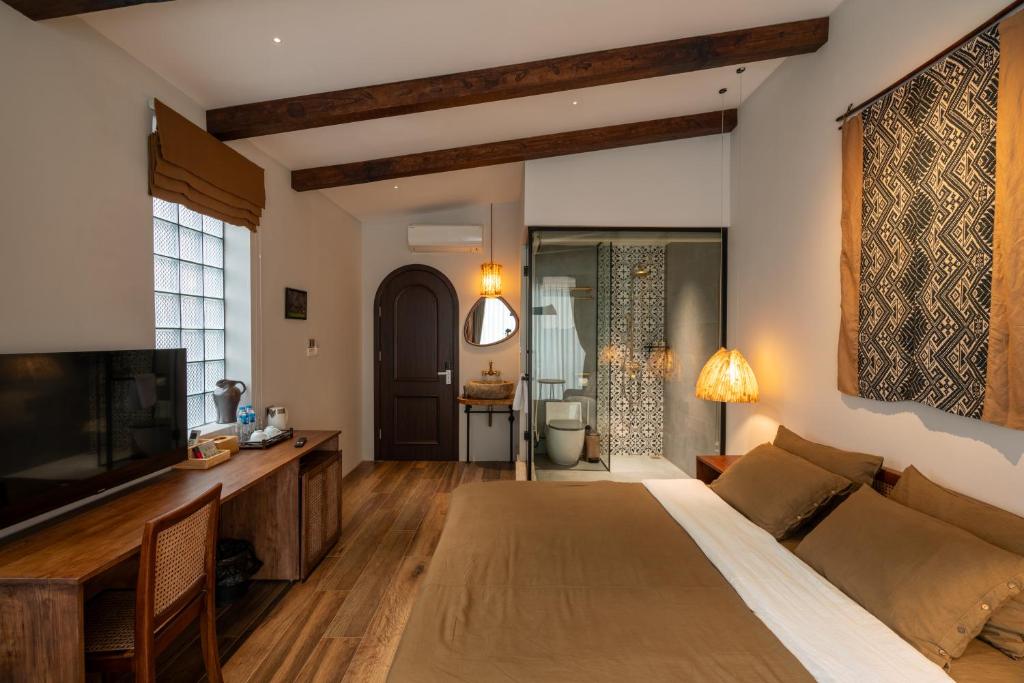 Phen Art House, Artistic Living in the Heart of Old Quarter, Hanoj