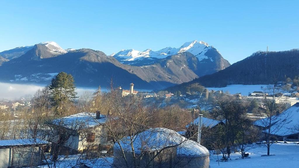 Yourtes Olachat proche Annecy - 5