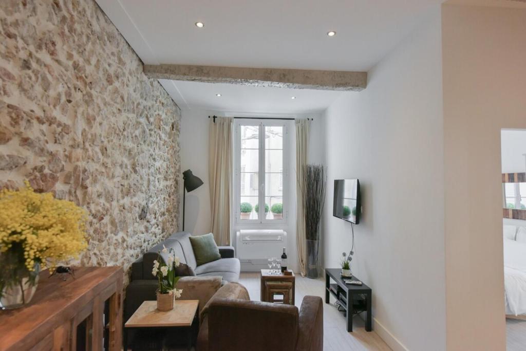 VIEUX MURS - Brand new flat for 4, AC, WIFI center old Antibes - 3