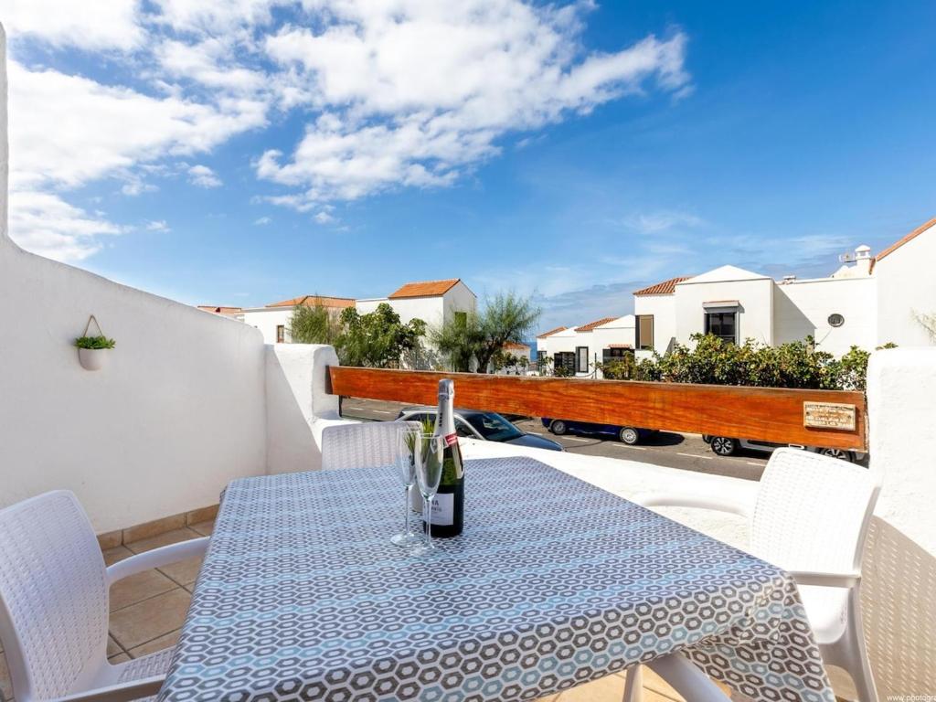 Port Royale shine and bright, heated pool - 2