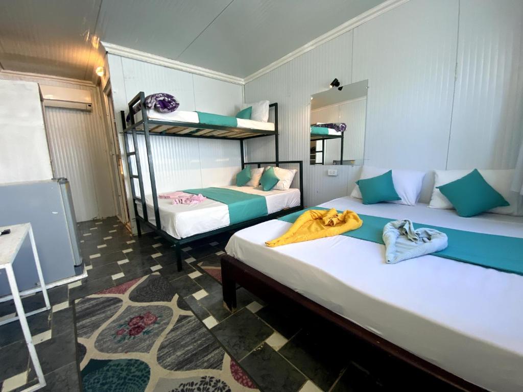 Octopus Hotel