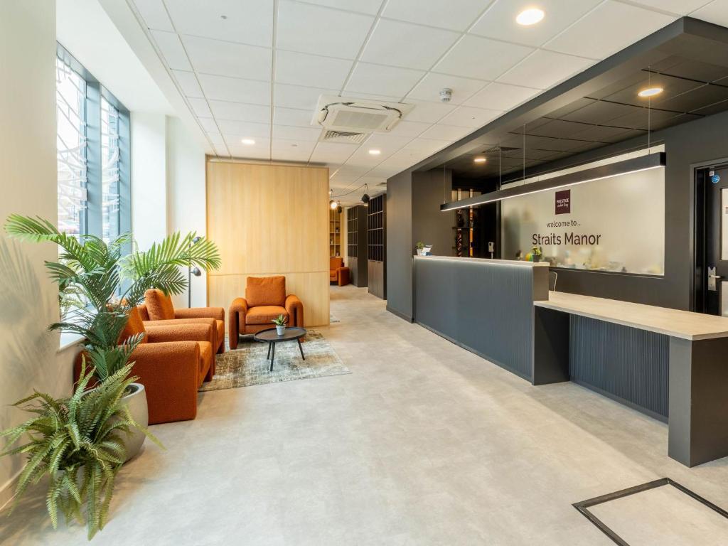 For Students Only Straits Manor in Sheffield, Sheffield