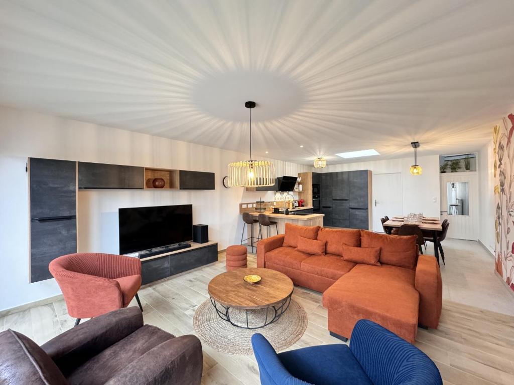 Le Charme - Jardin - Petanque - Parking - 6p, Le Mans