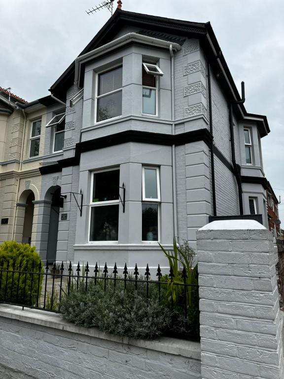 The Townhouse 101, Sandown photo 7