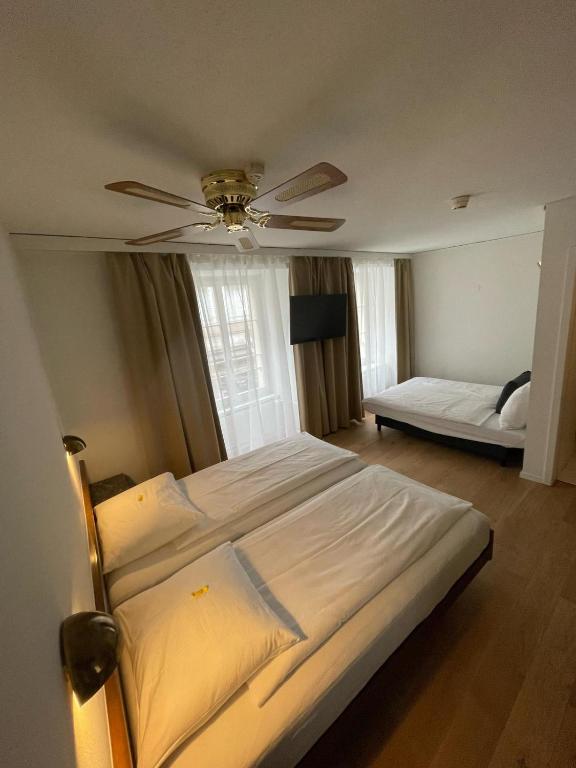 ROESLI Guest House - 5
