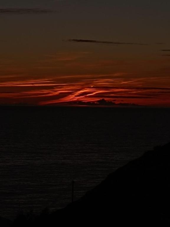 Sunset Apartament, Poço Partido