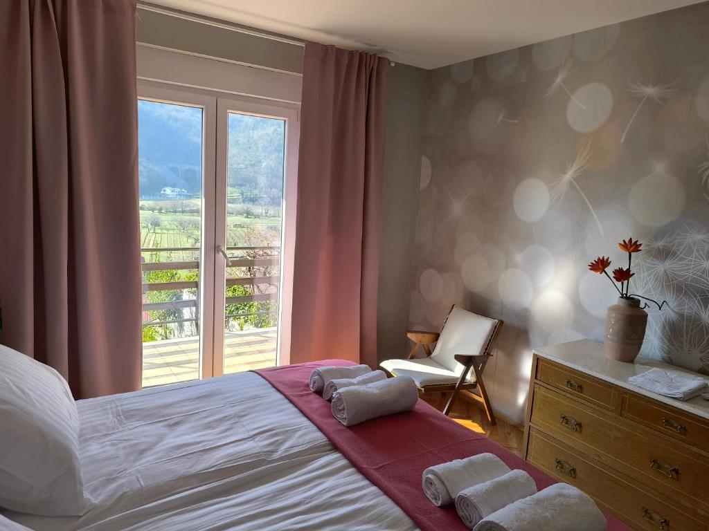 Apartma Sunside, Branik