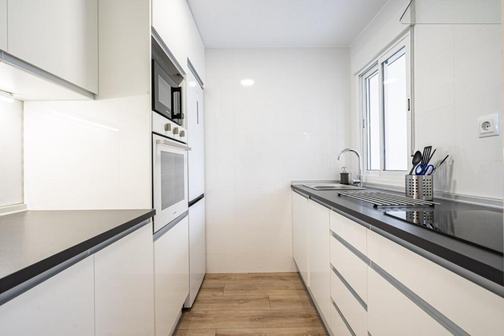 For You Rentals Apartamento La Vaguada 2 rooms Madrid Temporal PMO102 - 2