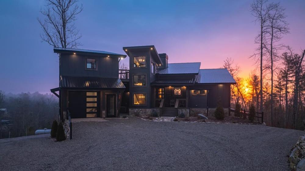 6 Acre Summit, Epworth