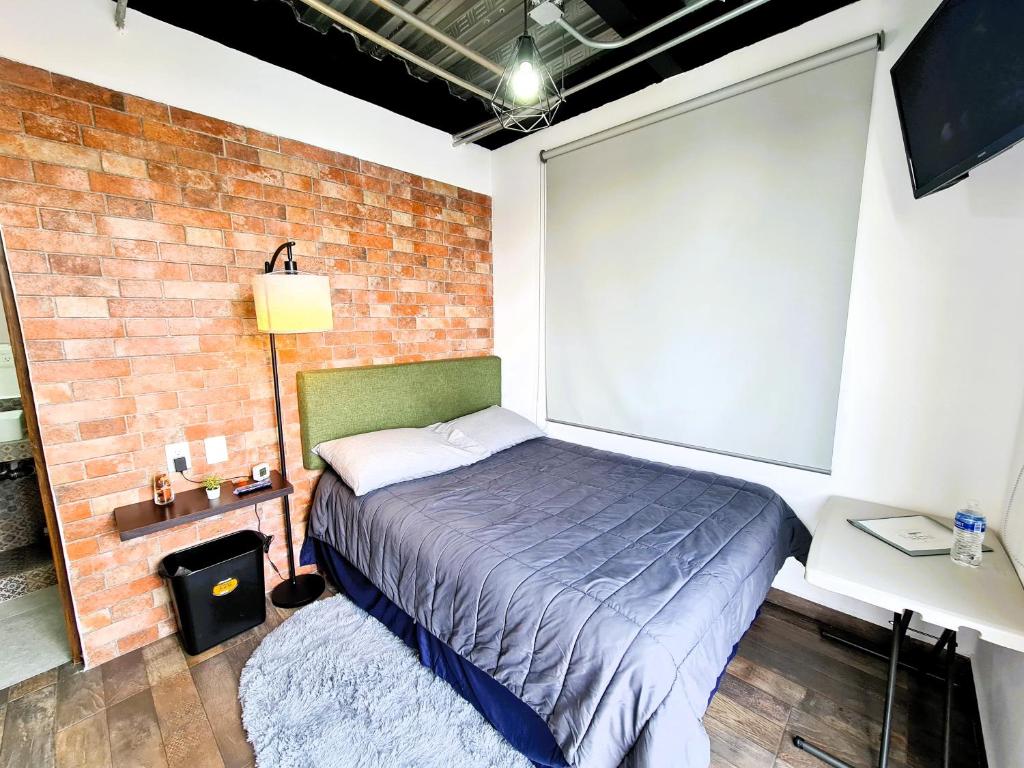 R07 ROOM at ITESM CEM Full Services, Shared-Kitchen, Fridge ,Laundry, Smart TV, Parking, Balcony - 4