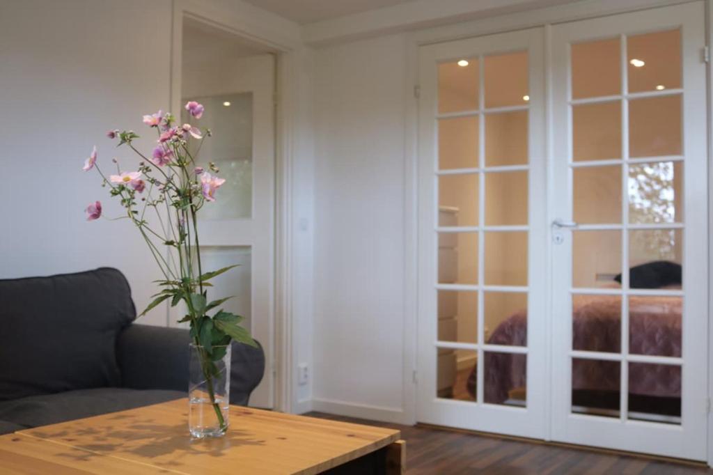 New apartment, parking, close to city and nature, Stockholm