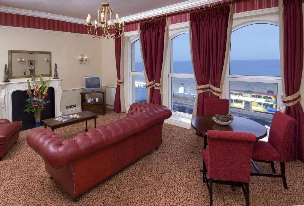 Imperial Hotel Blackpool photo