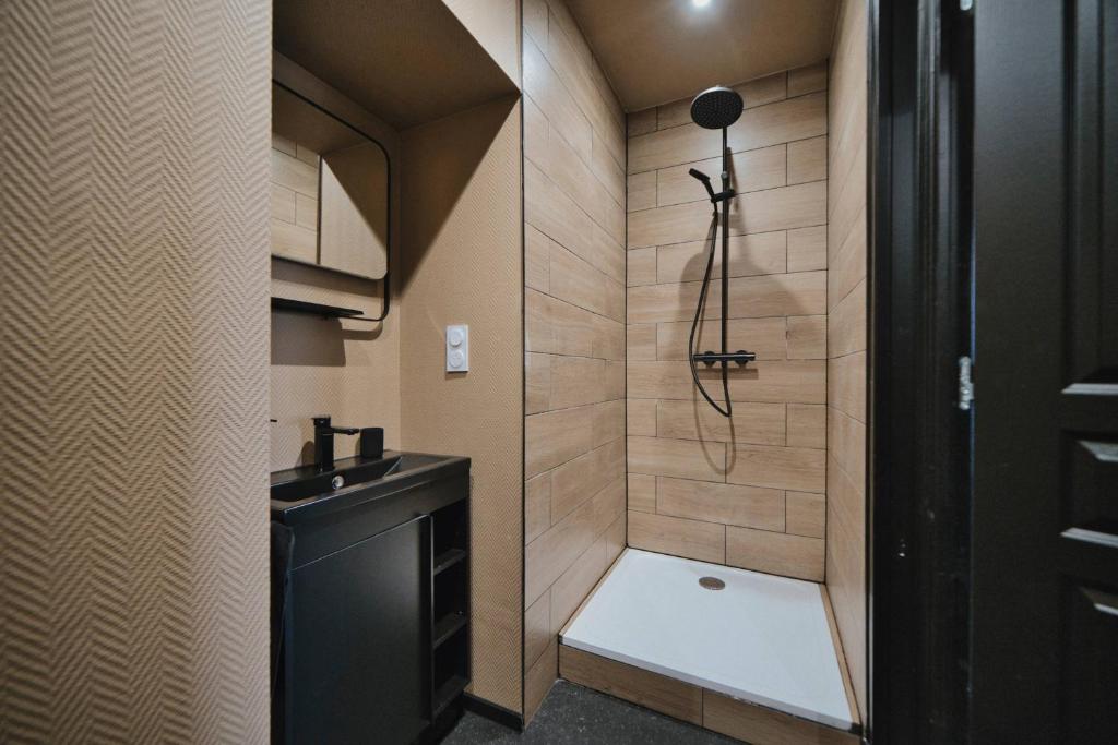Colonial Insolite HautDeGamme Jacuzzi Privatif - 5