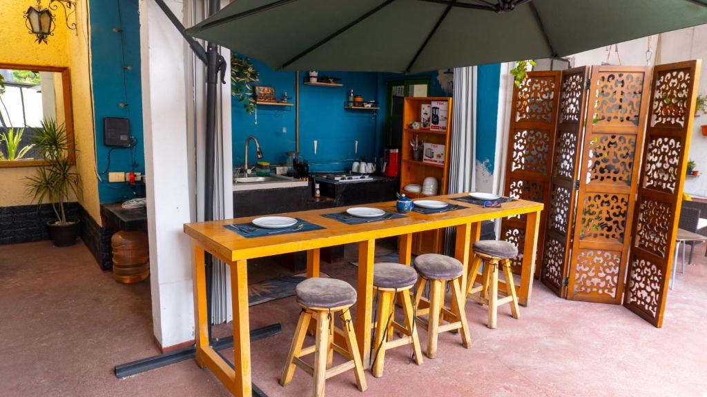 Charming 2BR Vintage Terrace in Condesa - 4