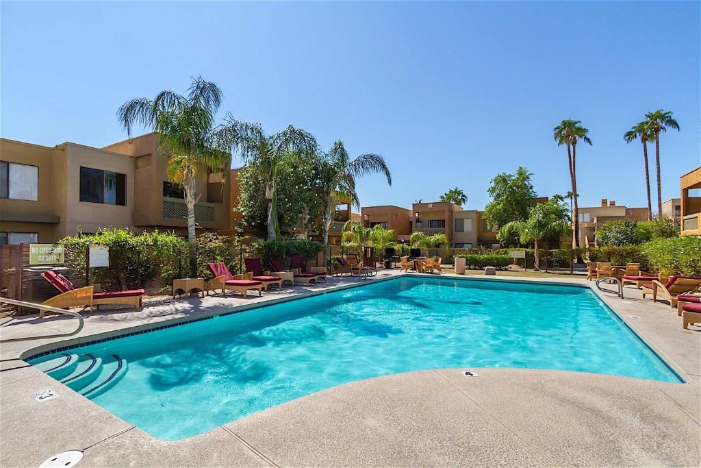 Endless Summer, Scottsdale